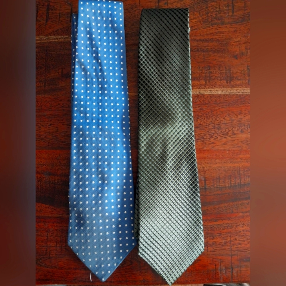 2 Banana Republic silk ties